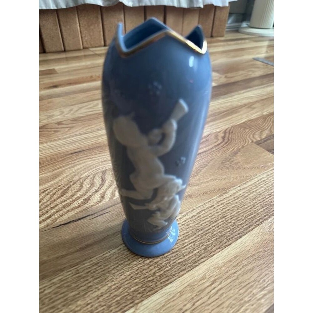 Blue glazed cherub trumpet